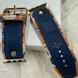 Spark*l Luxury Apple Watch Band LV
💯 Authentic NIB